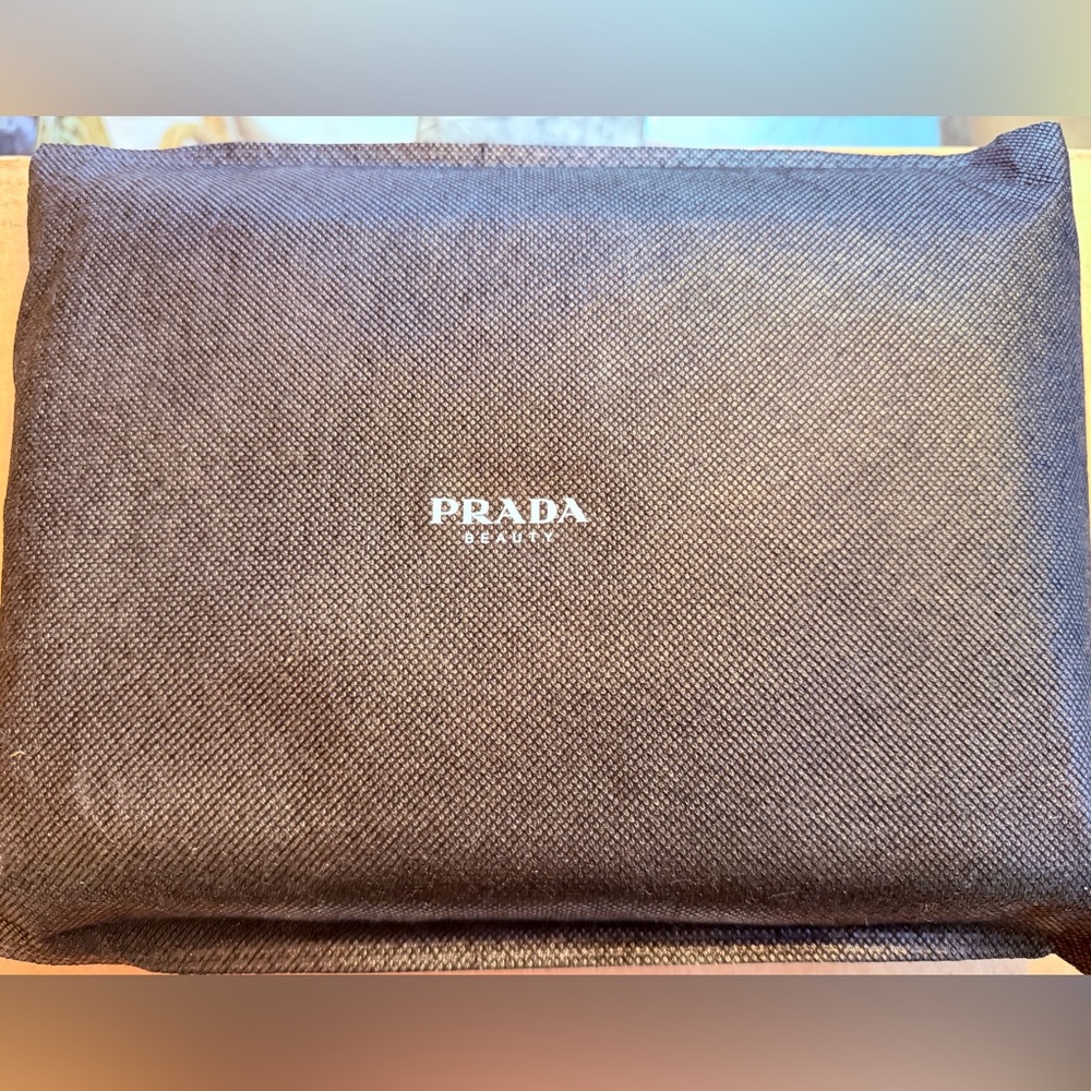 Brand New-Authentic Prada Beauty Pouch - Picture 3 of 7